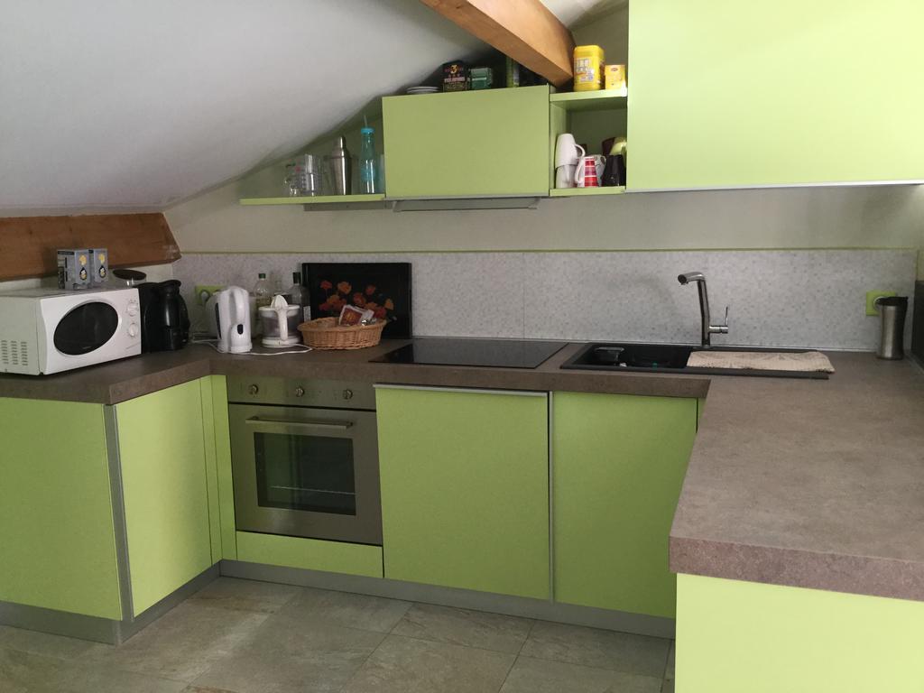 Les Ecureuils Apartment