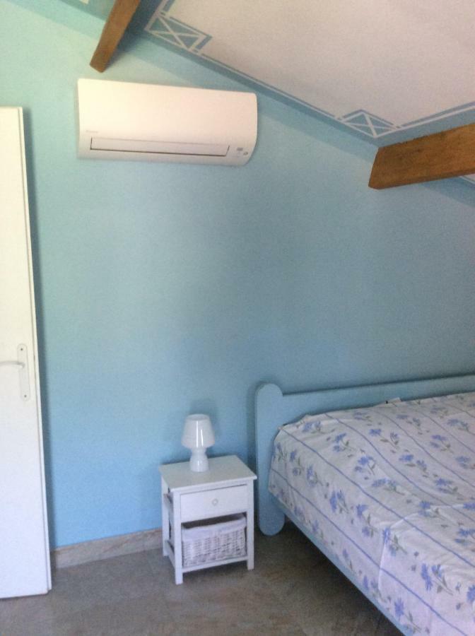 Les Ecureuils Apartment *
